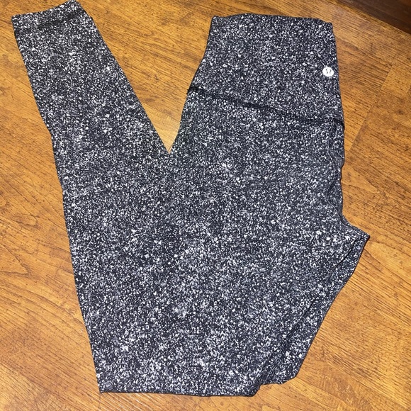 Lululemon Align Leggings size 6 - Picture 1 of 1